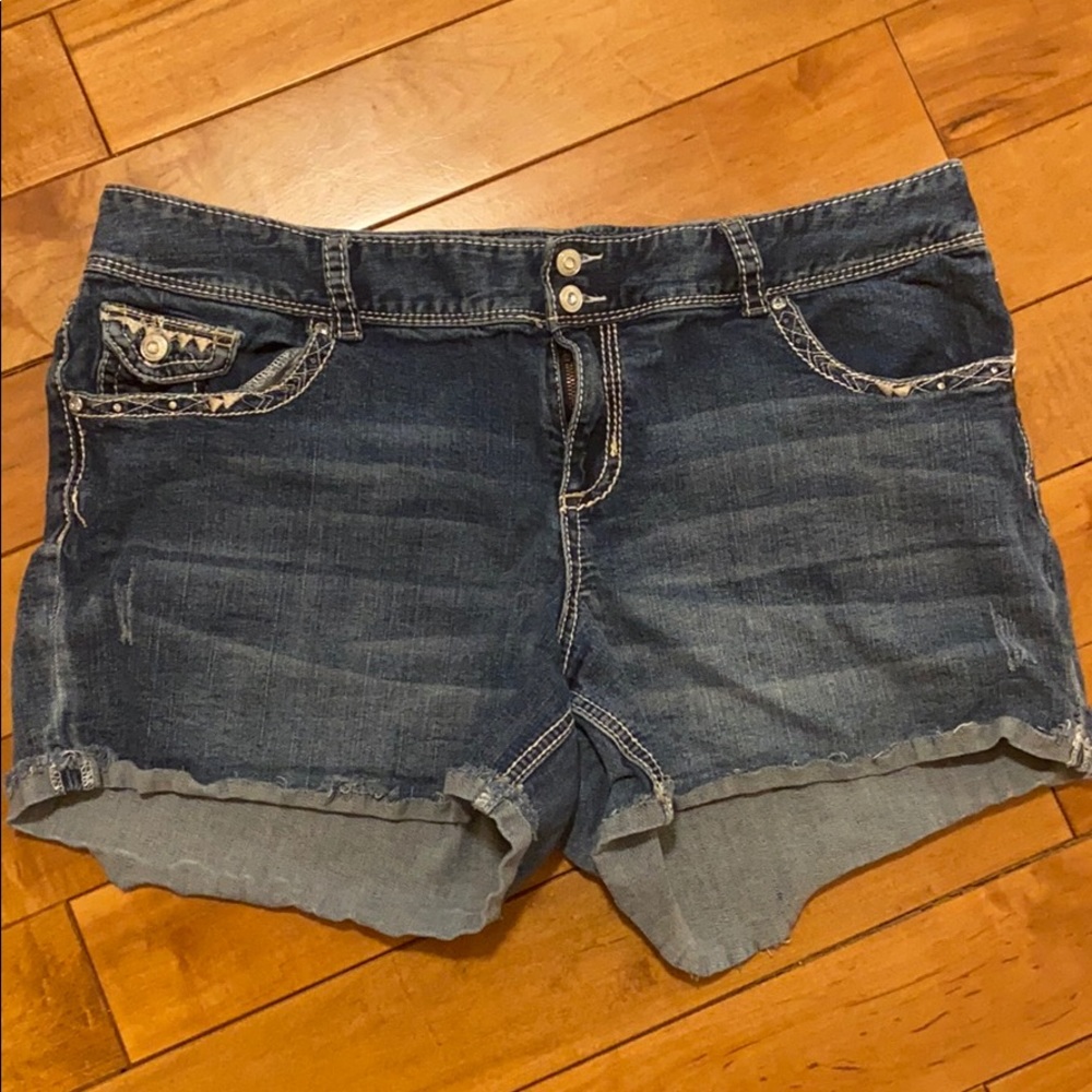 Maurices Jean shorts